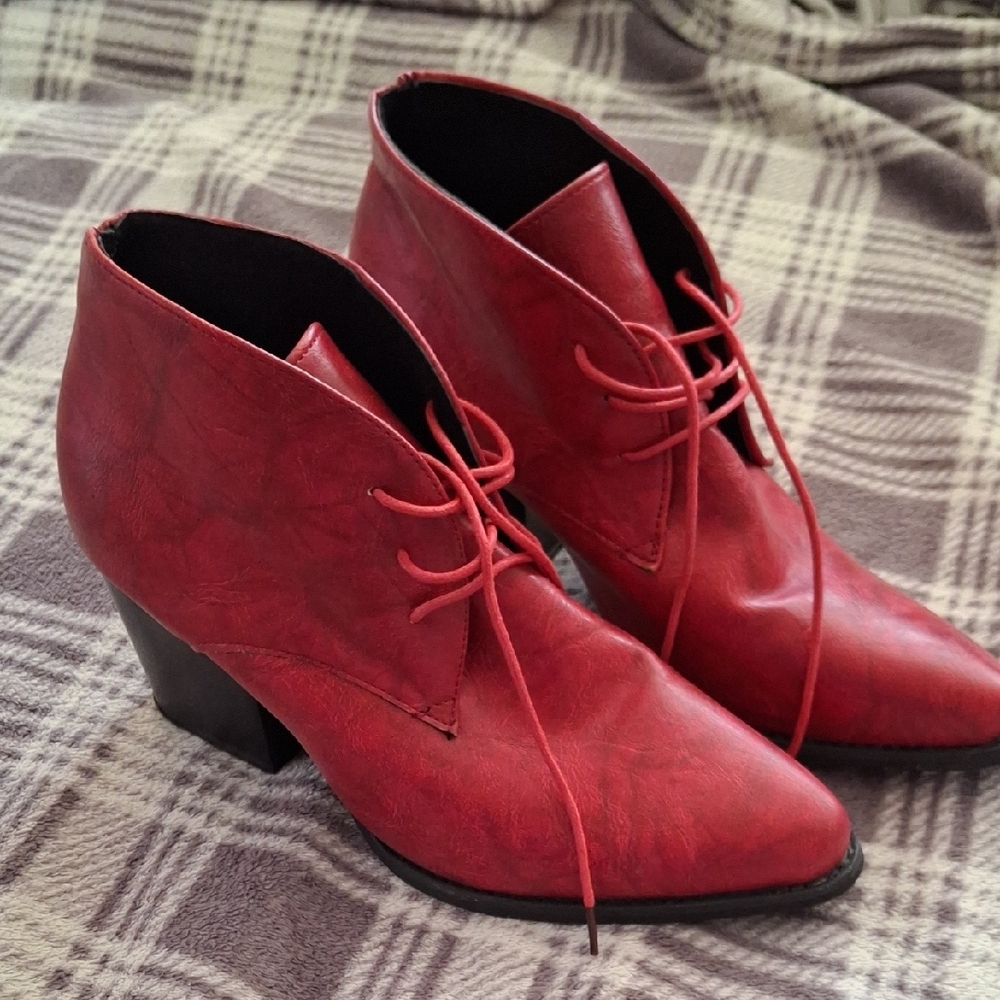 Stylish Red Women's Ankle Boots